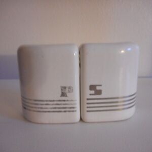 Vintage art deco ceramic Salt & Pepper set